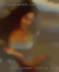 Fuck woomen looking in nightgown in Orlando.